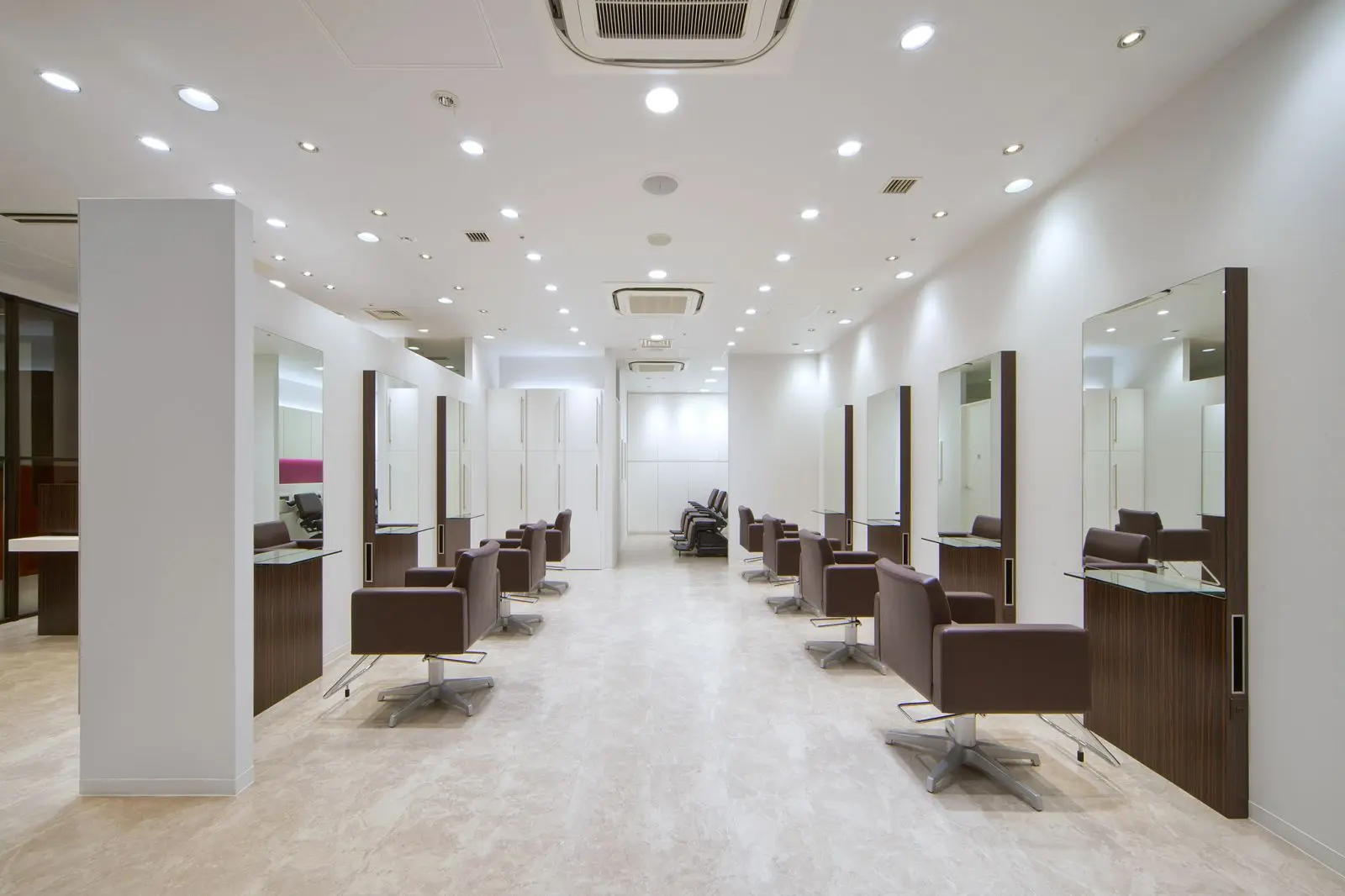 TAYA シァル鶴見店 | サムネイル画像