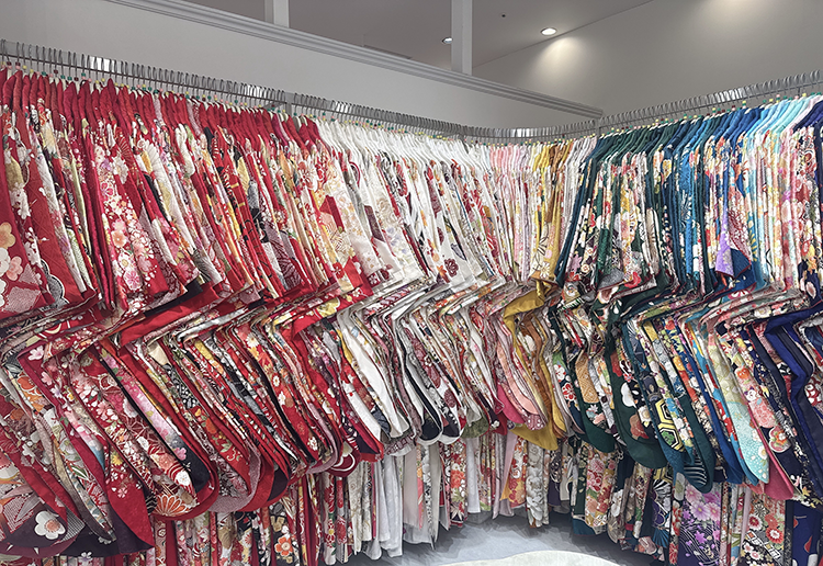 ふりそでMODEアミュプラザおおいた店 - 成人式振袖フルセットレンタル