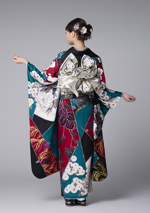 D512 | furisode mode