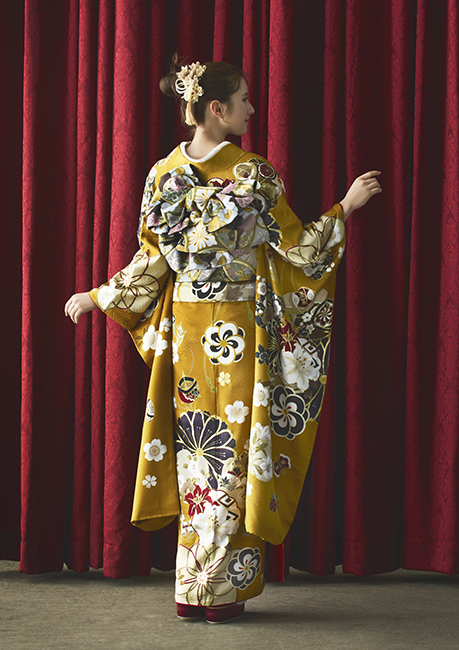 F716 | furisode mode